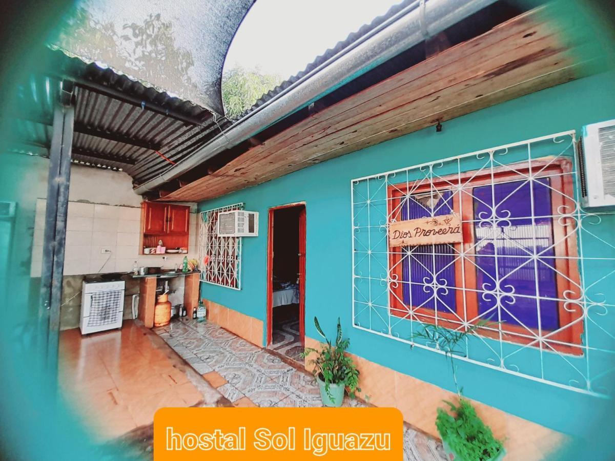 Hostal Sol Iguazu ปูแอร์โตอีกวาซู ภายนอก รูปภาพ